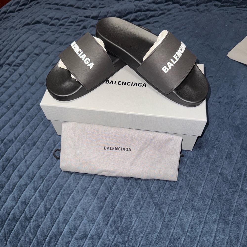 Balenciaga Men's Black and White Slides